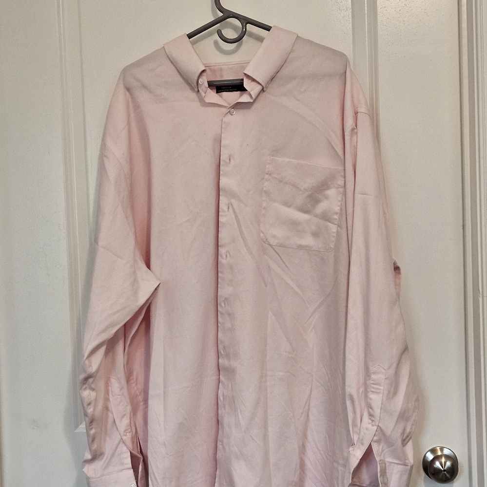 Oak Hill Men's Pink Button-Up dress Shirt